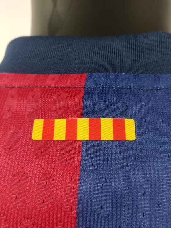 home Soccer jerseys Barcelona players 25-26
