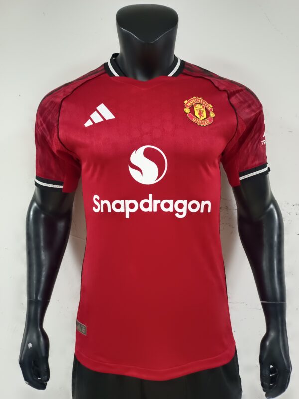 home Soccer jerseys Manchester United players  25-26
