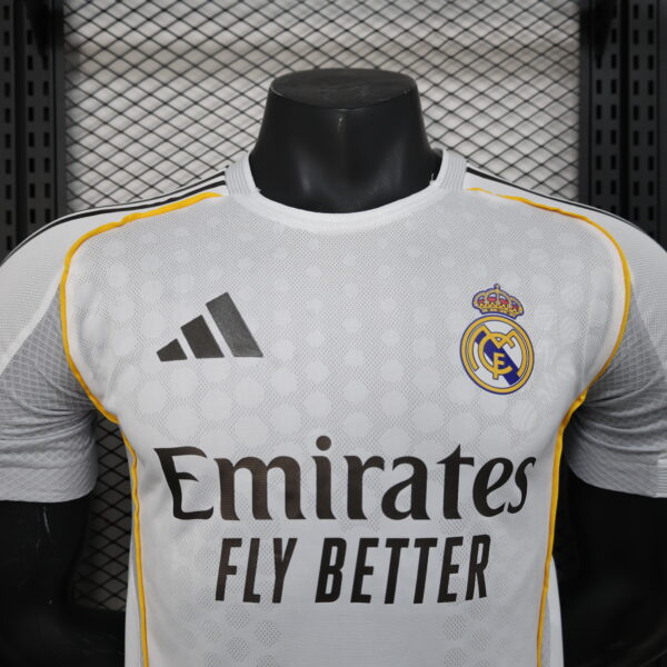home Soccer jerseys  RealMadrid players 25-26