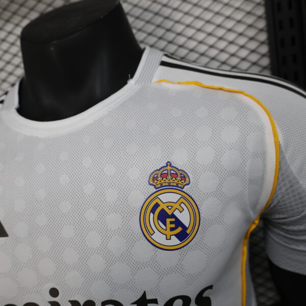 home Soccer jerseys  RealMadrid players 25-26