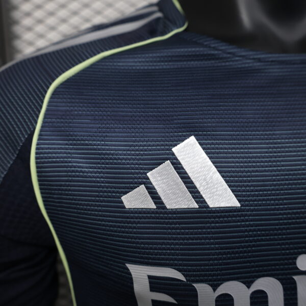 Away Soccer jerseys of RealMadrid players  25-26