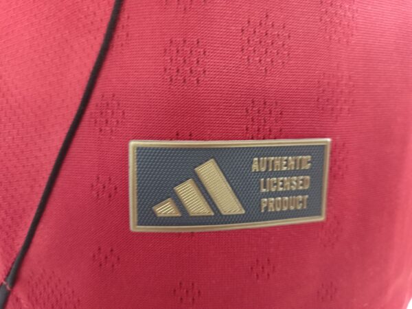 home Soccer jerseys Manchester United players  25-26