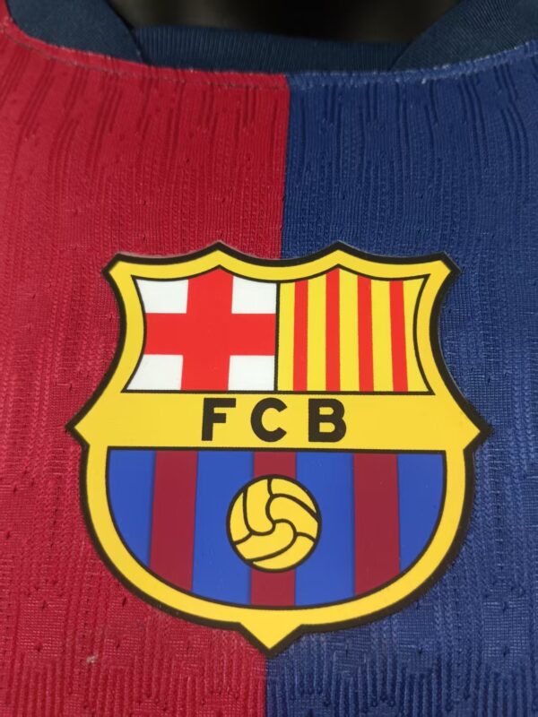 home Soccer jerseys Barcelona players 25-26